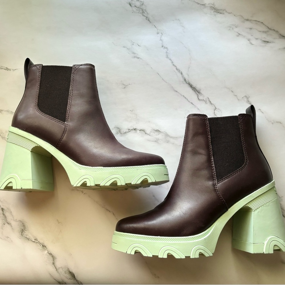 SOLD- SOREL Brex Waterproof Platform Block Heel Chelsea Boot, size 7